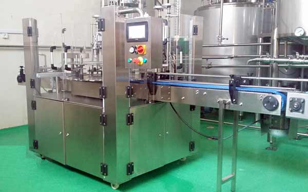 Bottle Filling Sealing Machinery