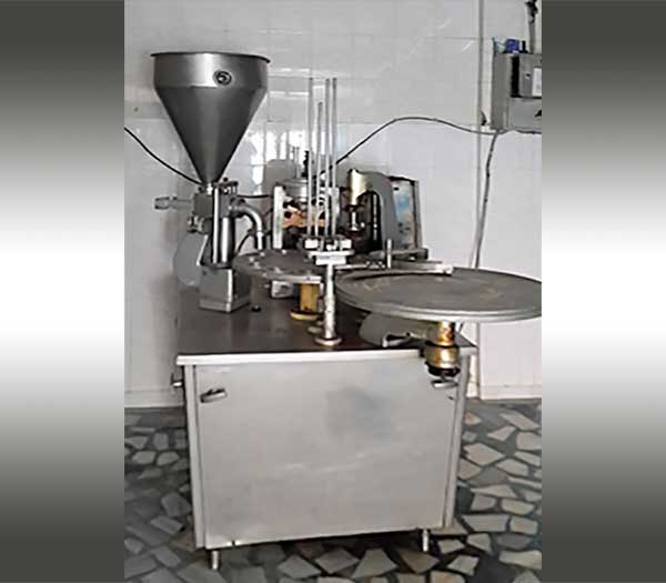 Used Yogurt Filling Machine